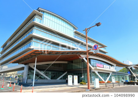 [Kagawa Prefecture] Newly constructed Marugame City Hall 104098990