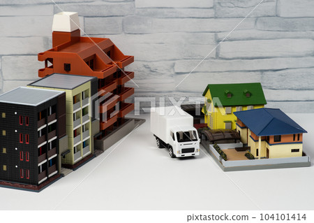 住宅區和送貨卡車的形象 住宅區和送貨卡車的形象 104101414