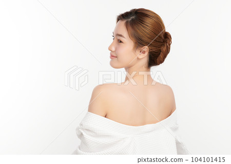 Beautiful young asian woman with clean fresh skin on white background, Face care, Facial treatment, Cosmetology, beauty and spa, Asian women portrait. Beautiful young asian woman with clean fresh skin on white background, Face care, Facial treatment, Cosmetology, beauty and spa, Asian women portrait. 104101415