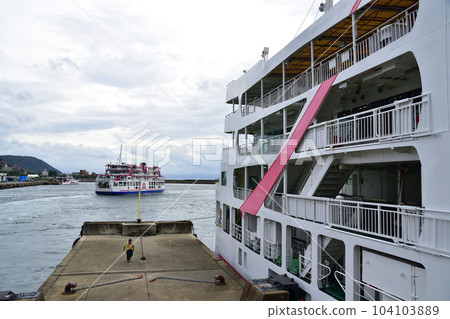 多雲的櫻島風景和櫻島渡口 104103889