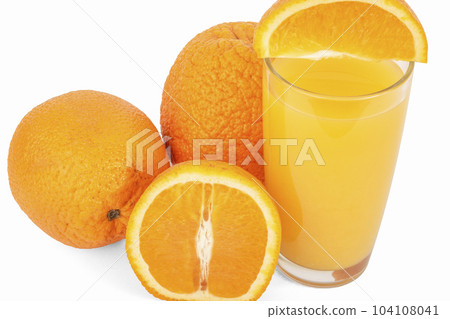 oranges and orange slices of orange juice on a white background 104108041