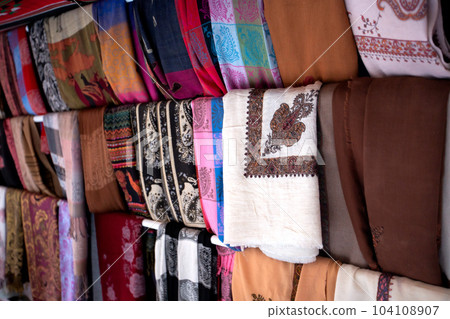 Bedouin stalls with scarf souvenirs in Petra, Jordan 104108907