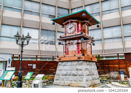 Ehime/Matsuyama Dogo Onsen ~Botchan Karakuri Clock~ 104120584