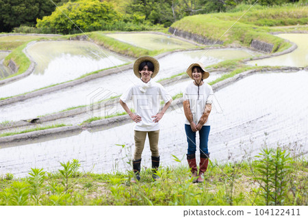 稻田和年輕夫婦 104122411