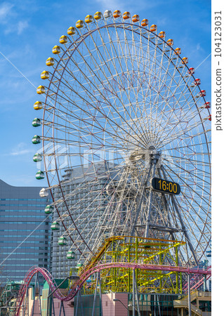 [神奈川縣]橫濱太空世界美麗的藍天和摩天輪 104123031