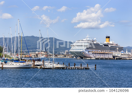 函館港臨近夏季 104126096
