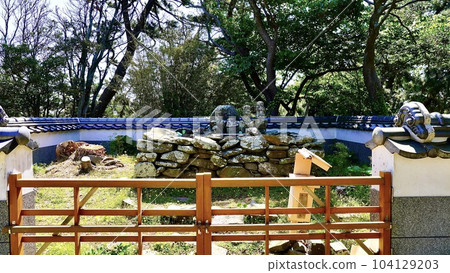 Grave of soldiers who died in the battle against the Genko in Iki, Nagasaki prefecture Grave of soldiers who died in the battle against the Genko in Iki, Nagasaki prefecture 104129203