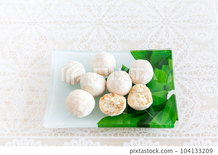 蜂蜜檸檬味杏仁球 104133209