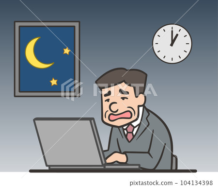 一個穿著西裝在電腦前加班到半夜的男上班族 104134398