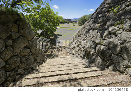 The view from the vicinity of the bell tower of Tsuyama Castle (Tsuyama City, Okayama Prefecture) The view from the vicinity of the bell tower of Tsuyama Castle (Tsuyama City, Okayama Prefecture) 104136458