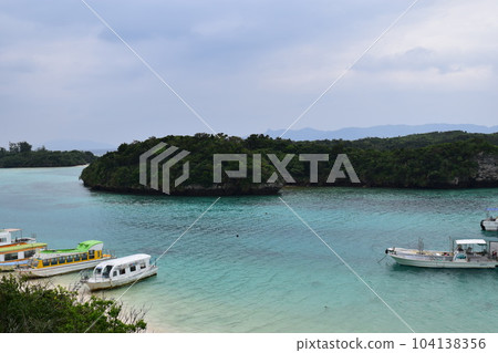 遊覽沖繩石垣島的偏遠島嶼 104138356