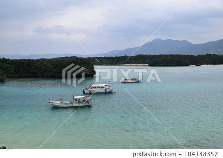 遊覽沖繩石垣島的偏遠島嶼 104138357
