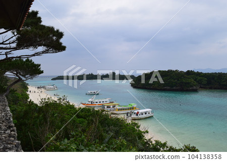 遊覽沖繩石垣島的偏遠島嶼 104138358