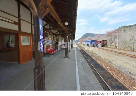 Wakasa Railway Wakasa Line terminal station station building and locomotive Wakasa Railway Wakasa Line terminal station station building and locomotive 104140843