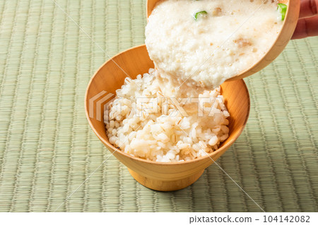 Mugitoro Gohan Rice with grated yam and barley Mugitoro Gohan Rice with grated yam and barley 104142082