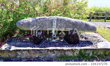 Anchor stone of the Genko (Genko) in Shomai Park, Iki, Nagasaki Prefecture 104147276