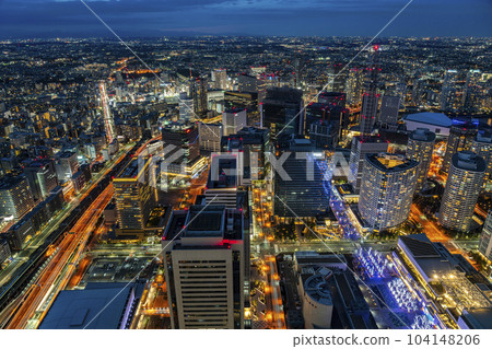 [神奈川縣]商業區夜景美麗的橫濱市容 104148206