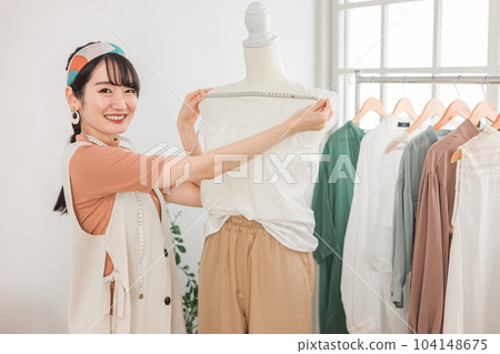 時裝、服裝、造型師、店員、測量衣服的時裝設計師 104148675