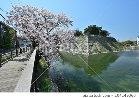 Bingo "Mihara Castle" stone wall and its surroundings 104149366