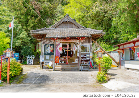 Scenery of Guinagi Shrine Scenery of Guinagi Shrine 104150152