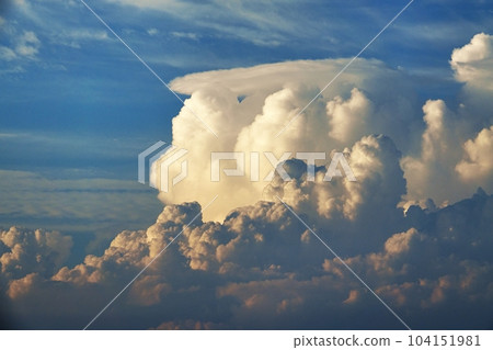 Evening cumulonimbus, summer, mainly sky, 210830pm Evening cumulonimbus, summer, mainly sky, 210830pm 104151981