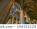 巴黎圣母院 104152129