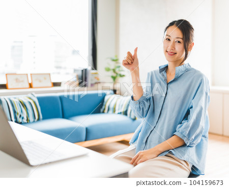 讚賞 女生 女孩 104159673