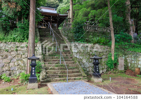 Inari Shrine (the oldest Inari shrine in Kagoshima Prefecture) 104164588