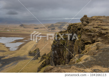 Mountains and a lake, Dyrholaey, south Iceland 104166113