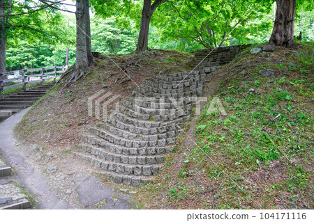 Stone steps at Kamuikotan Station on the old Hakodate Main Line Stone steps at Kamuikotan Station on the old Hakodate Main Line 104171116