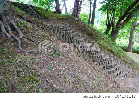Stone steps at Kamuikotan Station on the old Hakodate Main Line Stone steps at Kamuikotan Station on the old Hakodate Main Line 104171118