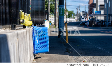 basket for trash 104173298