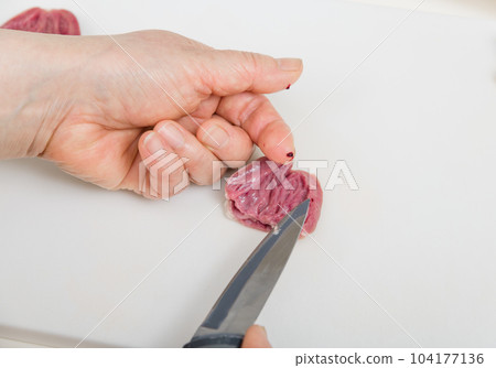 [家庭主婦用血準備烤雞肉串心] 104177136