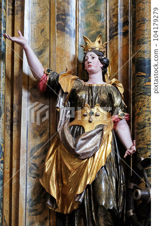 Statue of Saint Catherine of Alexandria on the Saint Mary altar in the church of Saint Leonard of Noblac in Kotari, Croatia 104179279