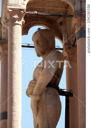 Scaliger tombs, a group of five gothic funerary monuments celebrating the Scaliger family in Verona, Italy 104180386