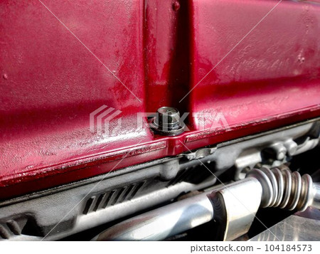 漏油？漏油？凸輪蓋的小故障 104184573