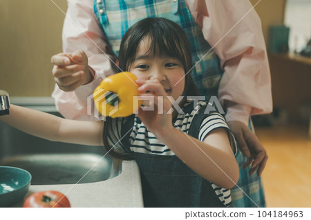 culinary, food, younger 104184963