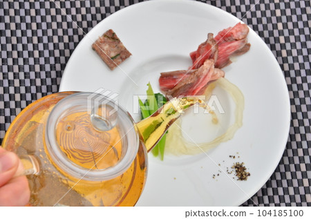 An Italian restaurant course meal An Italian restaurant course meal 104185100