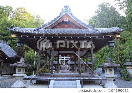 Nasaka Oikedera Nature Park/Hachiman Shrine [Minakuchi Town, Koka City, Shiga Prefecture] 104190011