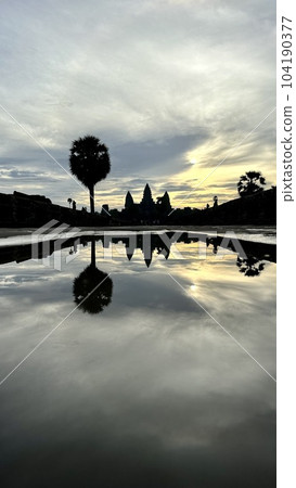 Angkor Wat  104190377