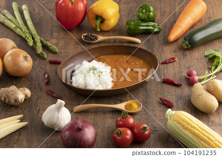 curry rice and vegetables 104191235