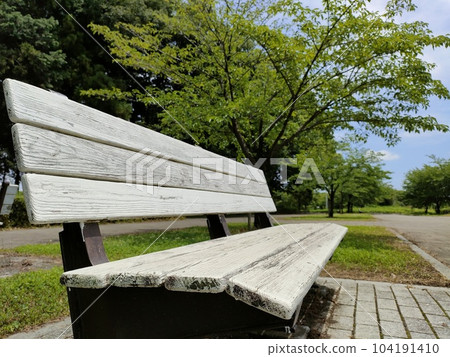 Park bench Park bench 104191410