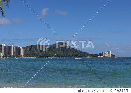 Diamond Head seen from the pier at Hale Koa Beach, Honolulu 104192195