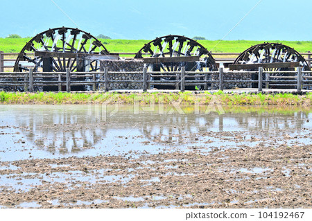 朝倉市菱野三重水車風景 104192467