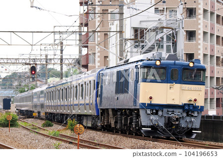 JR橫須賀線新通新配EF64 1032+E235系列1000系列F-27編隊 JR橫須賀線新通新配EF64 1032+E235系列1000系列F-27編隊 104196653