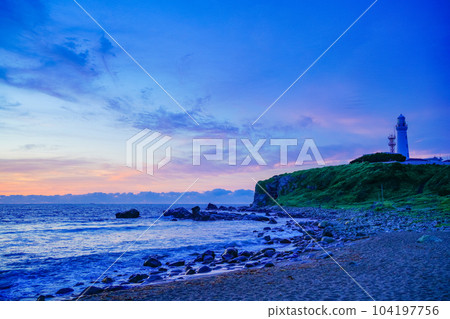 (Choshi City, Chiba Prefecture) Inubosaki Lighthouse Dawn 104197756