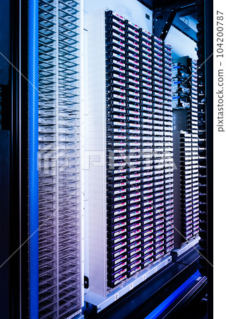 robotic data storage solution for enterprise cloud 104200787