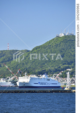 Shooting scenery of Tsugaru Kaikyo Ferry entering Hakodate Port in Hakodate City, Hokkaido in early summer Shooting scenery of Tsugaru Kaikyo Ferry entering Hakodate Port in Hakodate City, Hokkaido in early summer 104200968