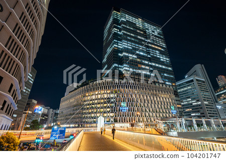 [大阪]阪神梅田總店周圍的夜景[城市景觀] 104201747
