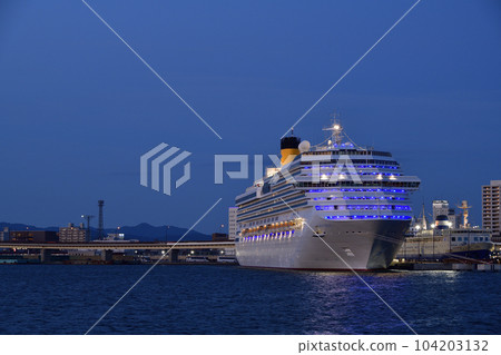 Photographing the scenery of the cruise ship Costa Serena calling at Hakodate Port in Hakodate City, Hokkaido in early summer Photographing the scenery of the cruise ship Costa Serena calling at Hakodate Port in Hakodate City, Hokkaido in early summer 104203132